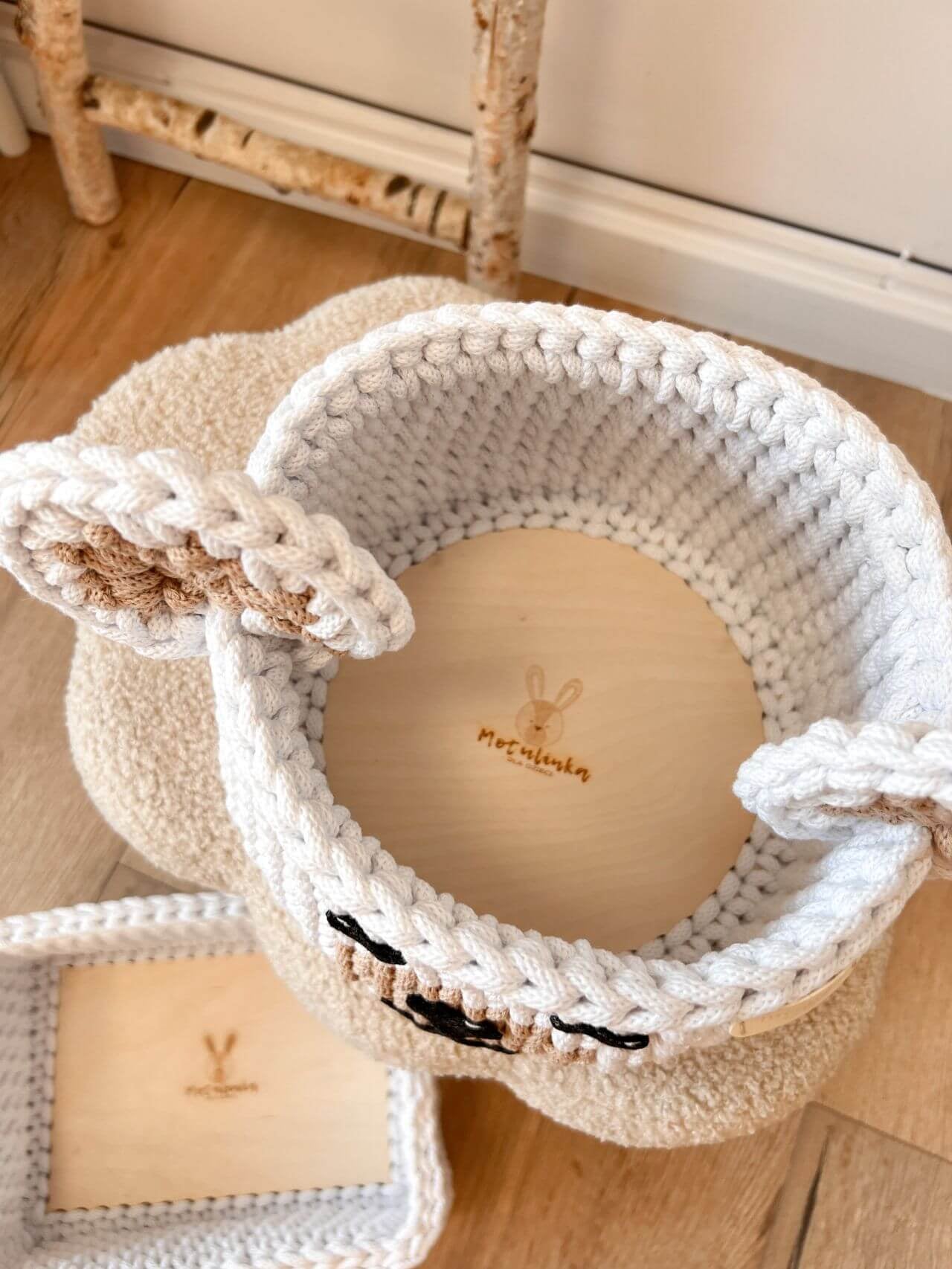 Discover the Teddy Bear Basket Set at CocoMi Boutique – adorable, soft, and perfect for organizing your baby’s essentials. Stylish, safe, and crafted with care for your little one.