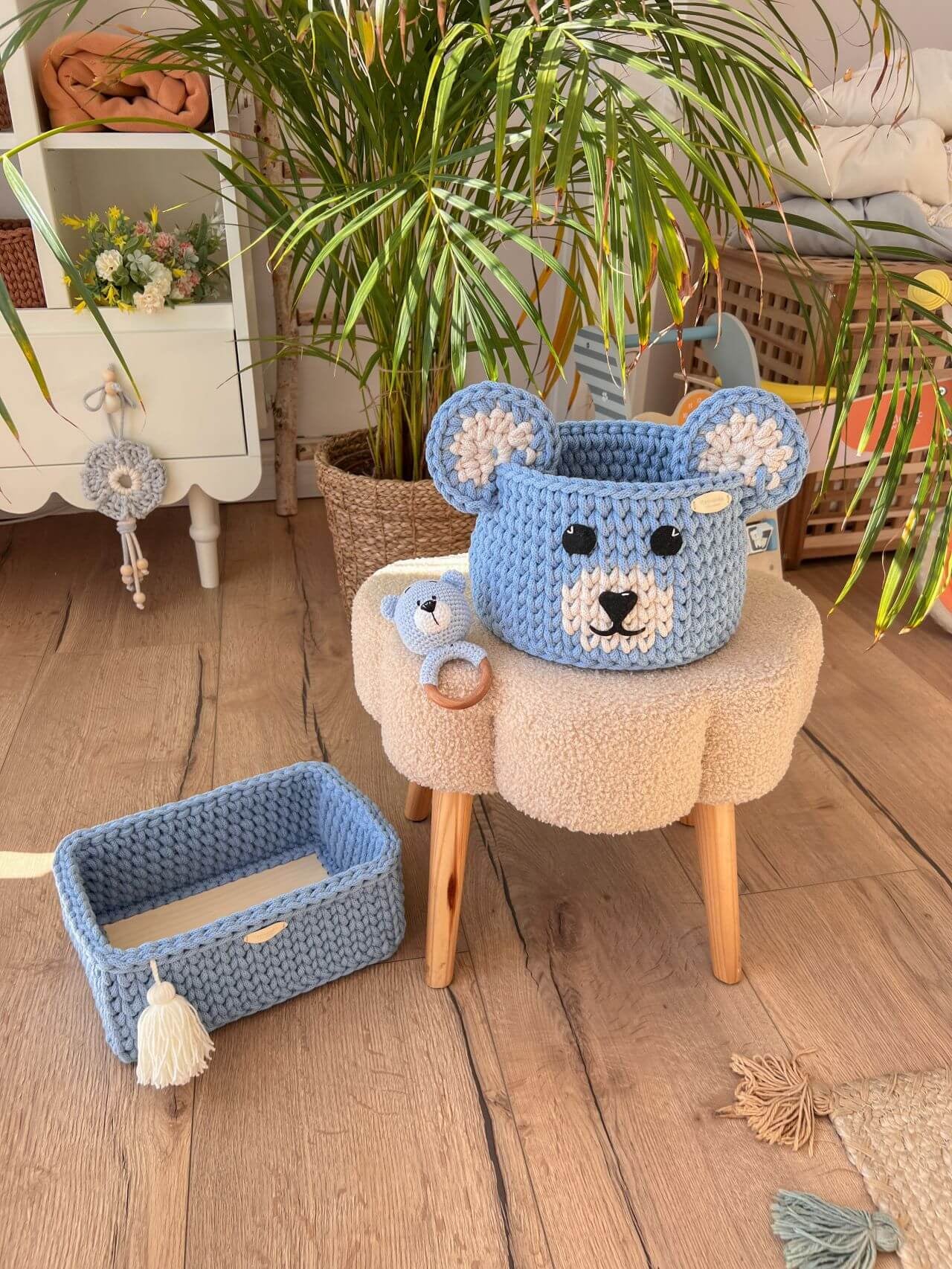 Discover the Teddy Bear Basket Set at CocoMi Boutique – adorable, soft, and perfect for organizing your baby’s essentials. Stylish, safe, and crafted with care for your little one.