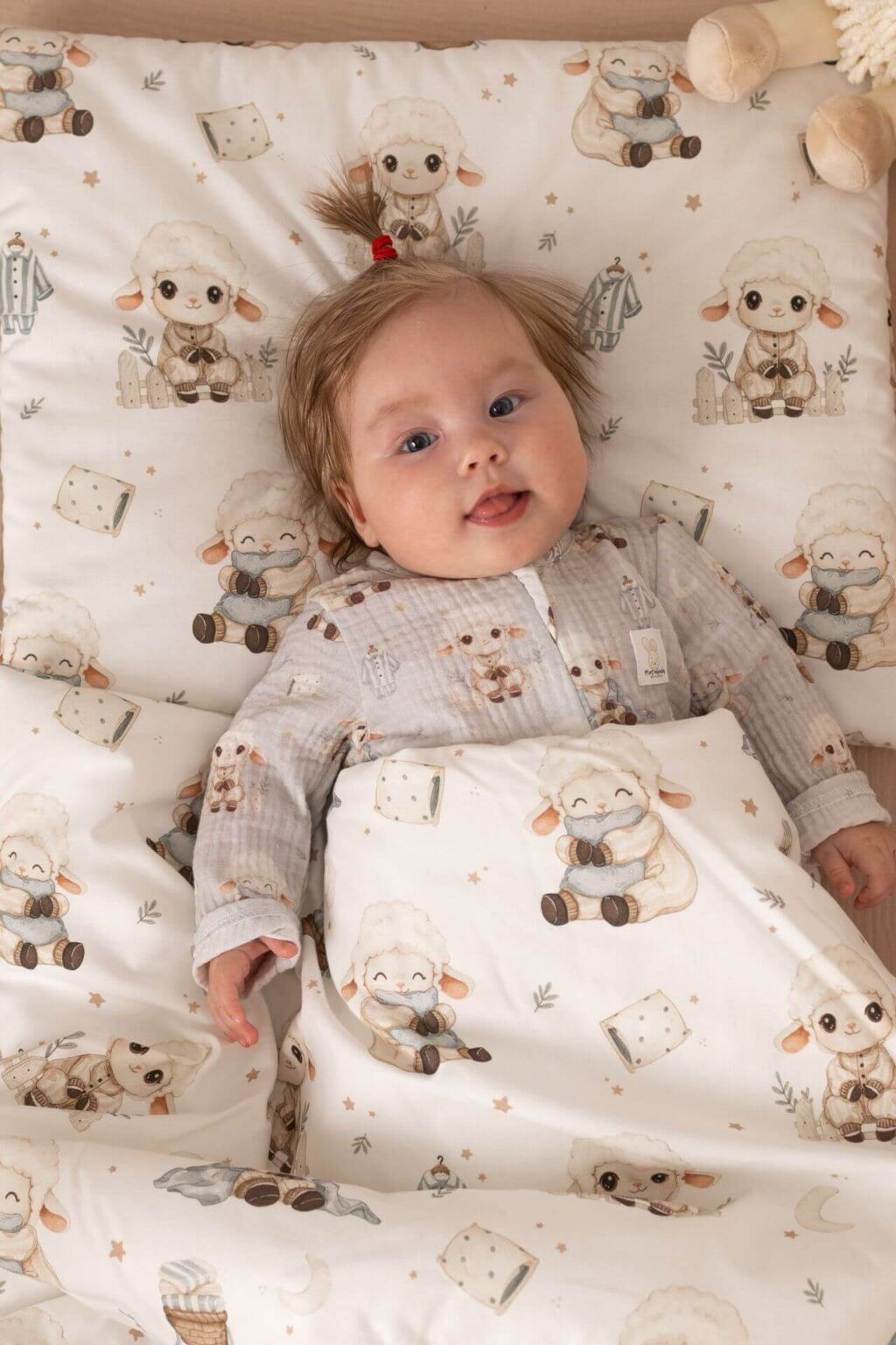 Discover our Large Bedding collection, crafted for comfort and safety, ensuring a peaceful night's sleep for your baby.