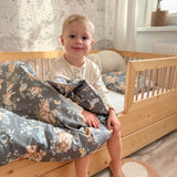 Discover our Large Bedding collection, crafted for comfort and safety, ensuring a peaceful night's sleep for your baby.