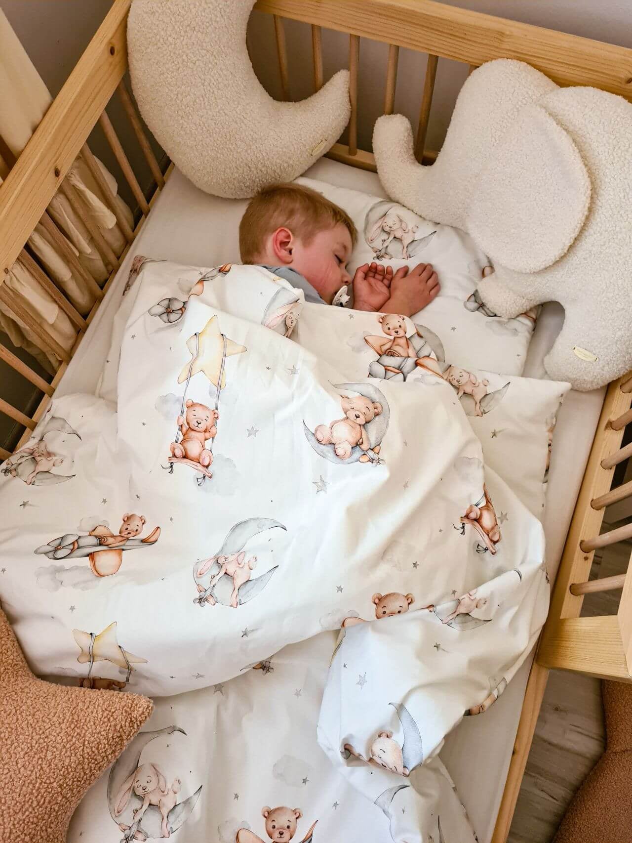 Discover our Cotton Bedding collection, designed for comfort and style. Soft, breathable, and perfect for a cozy sleep for your little one.