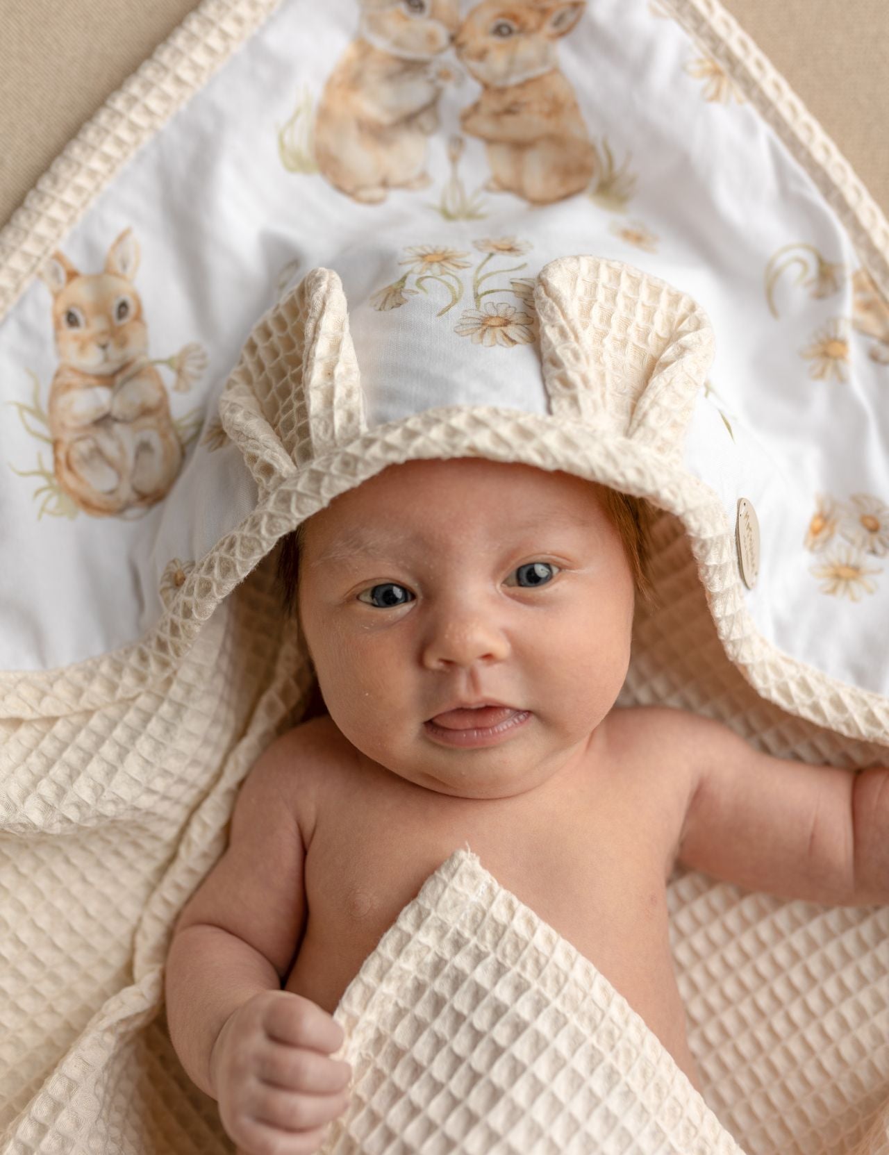 Wrap your little one in comfort with our Waffle Baby Hooded Bath Towel. Made from 100% natural cotton, it's ultra-soft, breathable, quick-drying.