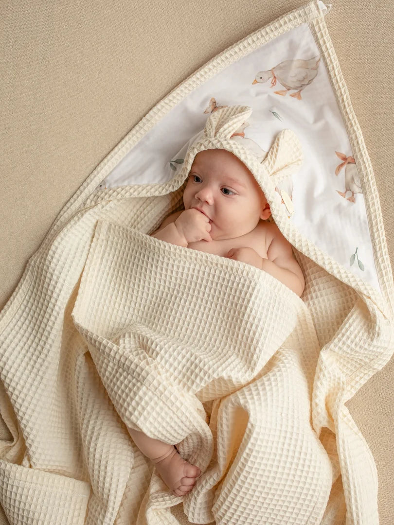 All About Handcrafted Muslin Swaddle Blankets: Quality & Safety Compared
