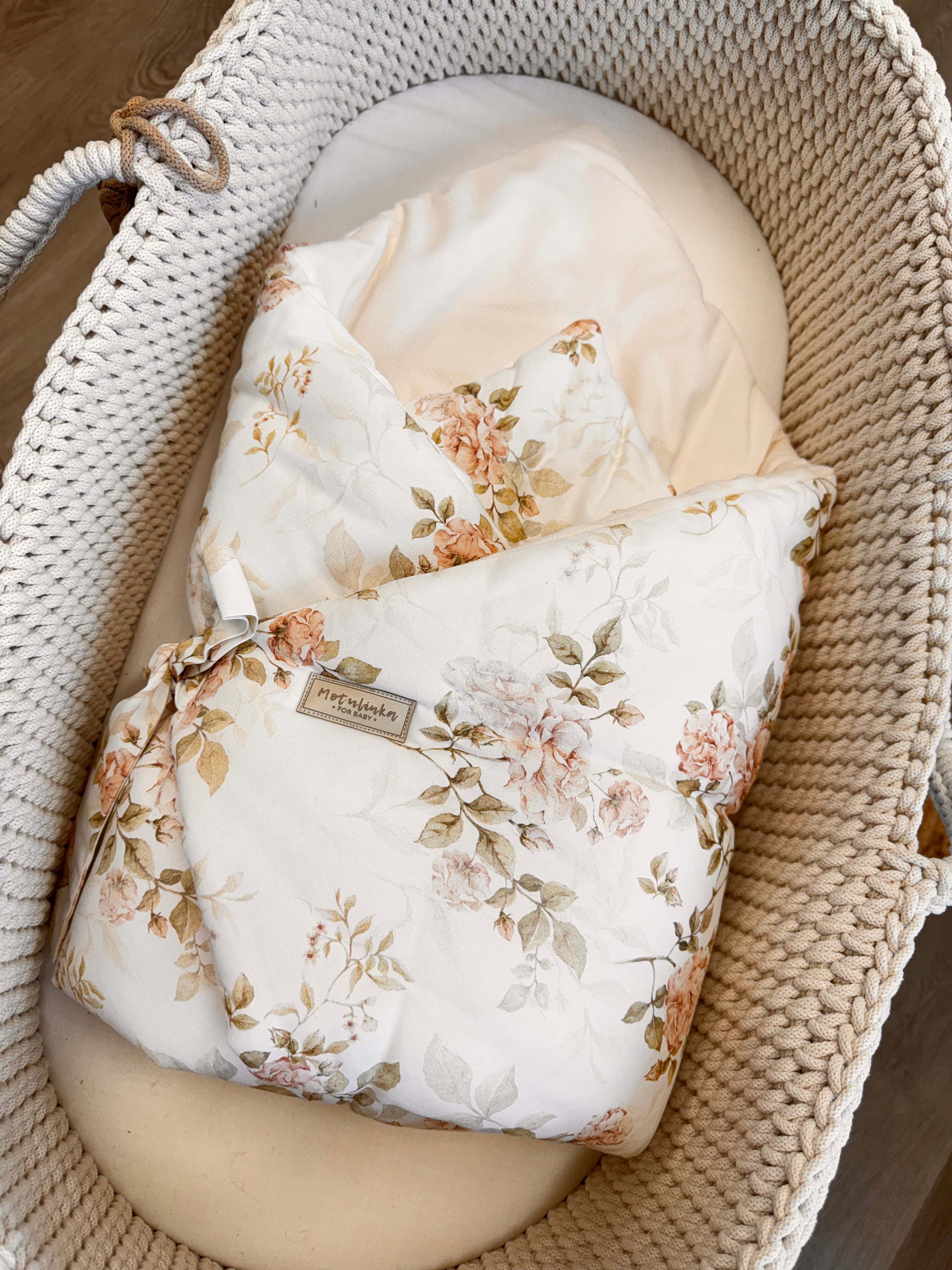 Wrap your baby in luxury with our Organic Cotton Swaddle Blanket. Made with 100% premium cotton, soft velvet lining & hypoallergenic fill.