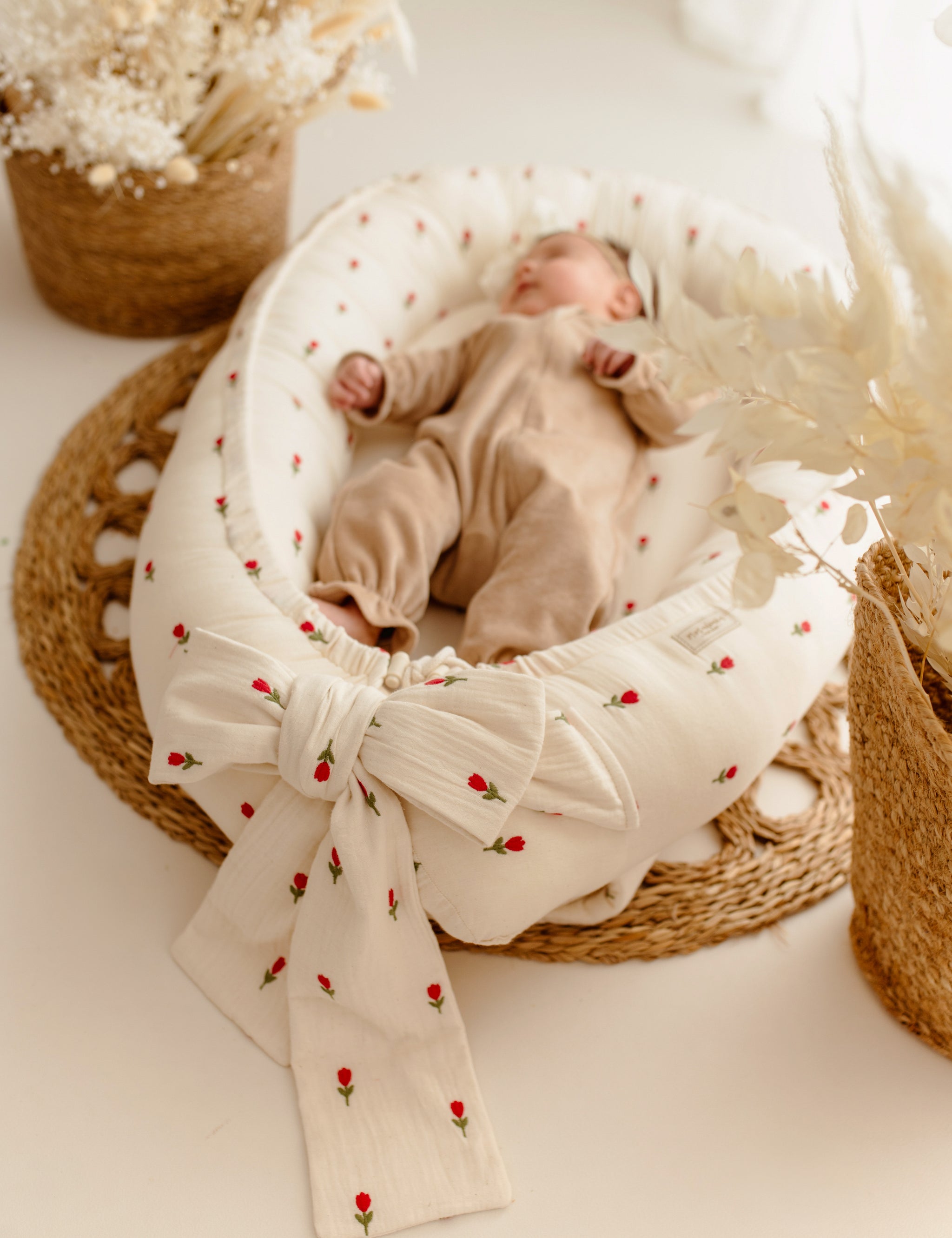 Premium Muslin Baby Nest