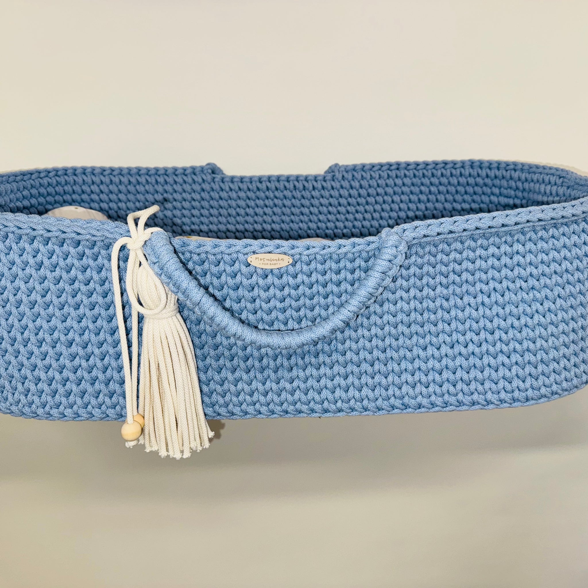 Wrap your baby in comfort with our Elegant Crochet Moses Basket. Handmade, soft, and durable, perfect for safe and stylish newborn sleep.