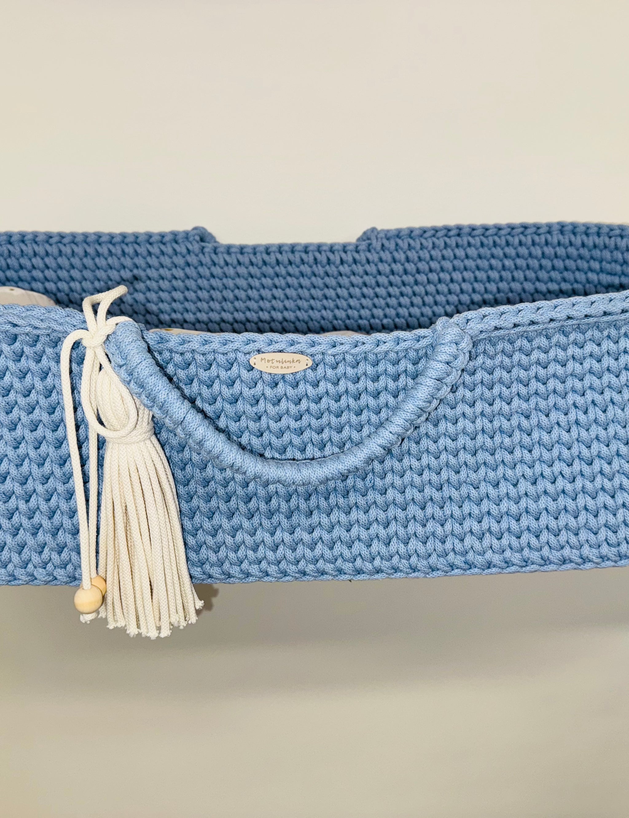 Wrap your baby in comfort with our Elegant Crochet Moses Basket. Handmade, soft, and durable, perfect for safe and stylish newborn sleep.